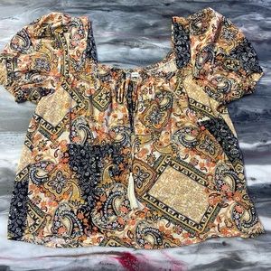 Cupcakes + Cashmere Golden Paisley Blouse Size Small